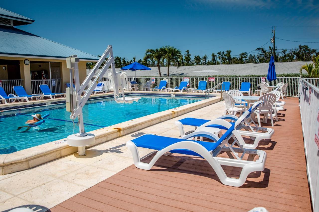 The Reef At Marathon Aparthotel Екстериор снимка